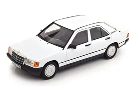Масштабная модель 1:18 Mercedes-Benz 190E W201 1984 белый