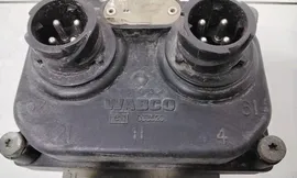 Главный тормозной кран Mercedes-Benz Actros 2 " Wabco "