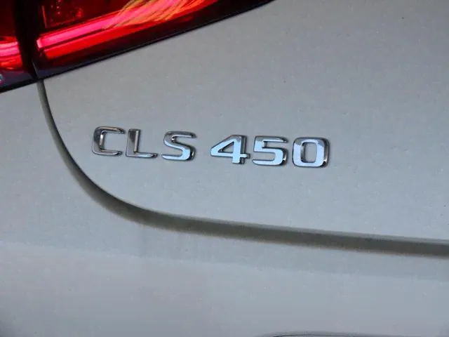 Mercedes-Benz CLS 450 Base 4MATIC-1