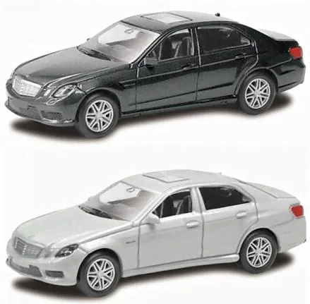 Машина металлическая Mercedes Benz E63 AMG, 1:64, 2 цвета: белый и черный-0