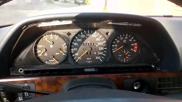 Реанимация одометра Мерседес W126. Замена микросхемы.